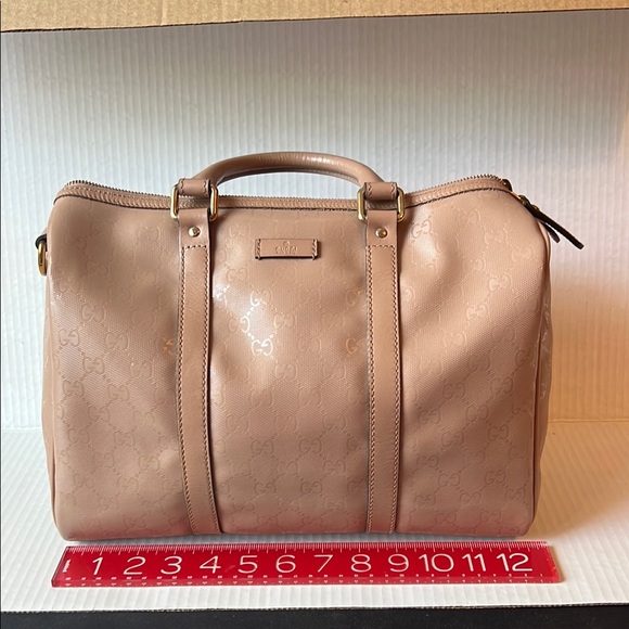 Gucci Beige Monogram Duffel Bag - Picture 2 of 13